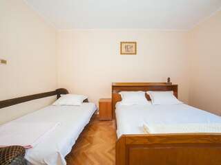 Гостевой дом Guest House Radojicic Биела Апартаменты с 1 спальней и балконом-9